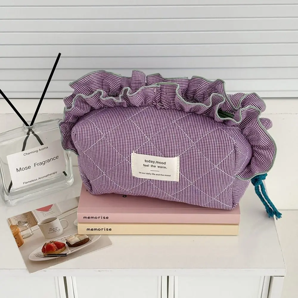 Elegant Vintage Gingham Cosmetic Makeup Bag Organizer Ruffled Edges Beauty Bags Large Capacity Sweet Lace Clutch Women Travel