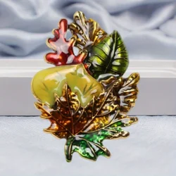 Elegant Multi-layered Maple Leaf Enamel Metal Brooch for Women and Men Bags Vintage Lapel Pin Cartoon Botanical Jewelry Gift