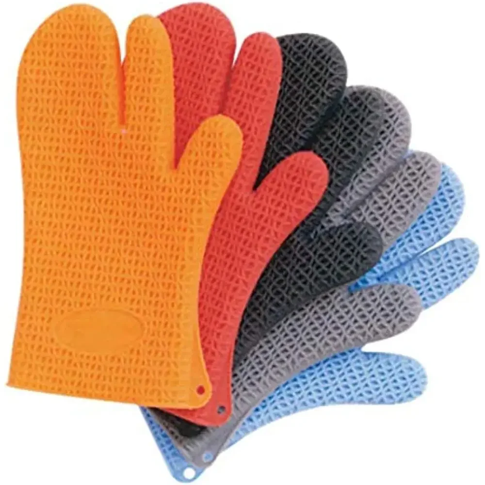 Grey Textured Silicone Oven Mitt