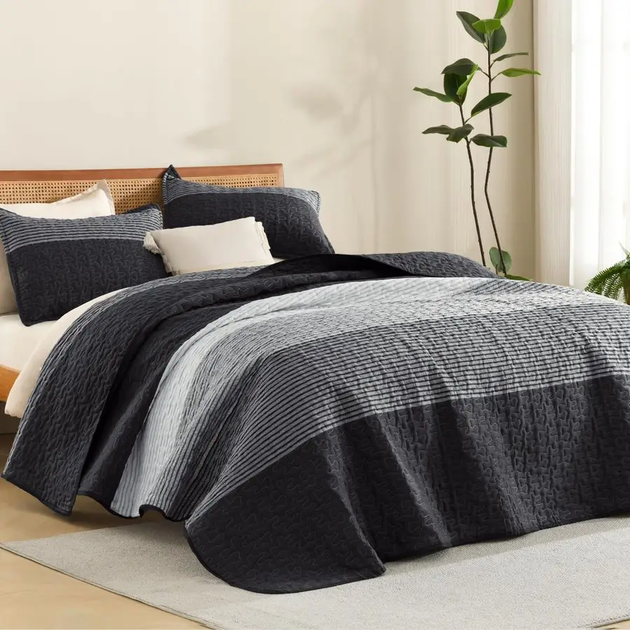 

Quilt Queen Size Black, Grey and White, Gray Stripe Patchwork Summer Bedspread Coverlet 3 Pieces, Soft Lightweight Microfiber Co