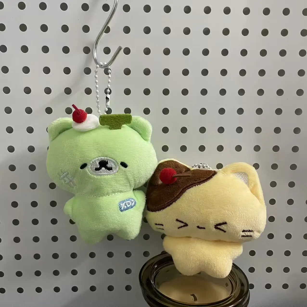 Nuevo lindo plátano miel melón oso colgante de felpa suave lindo llavero mochila teléfono colgante bolsa accesorios regalo de novia