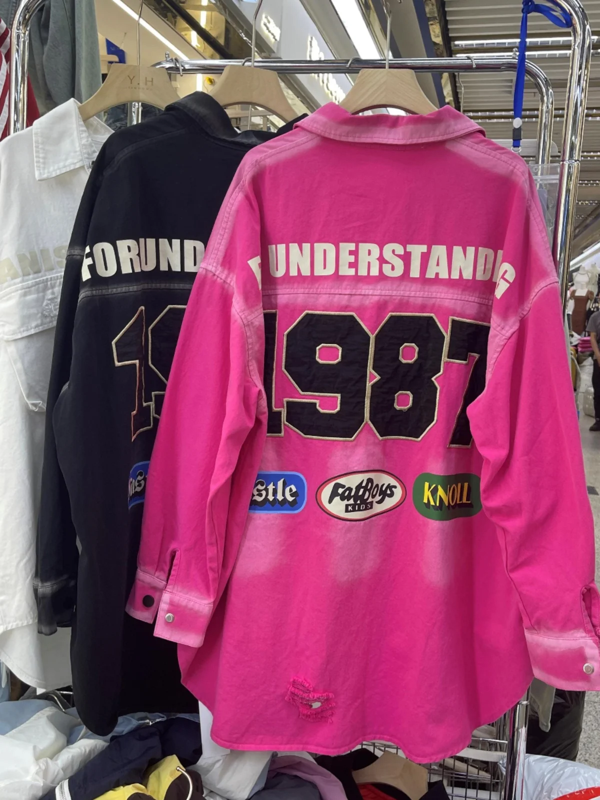 

Женская джинсовая рубашка свободного кроя из чистого хлопка с длинным рукавом, в уличном стиле, весна-лето, новинка, с принтованным воротником, на пуговицах