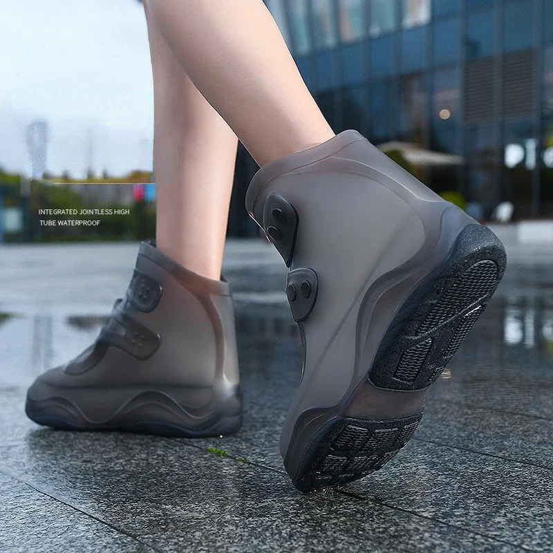 Stivali da pioggia stivali di gomma per le donne 2023 autunno nuove donne antiscivolo copriscarpe impermeabile addensato scarpe da pioggia durevoli