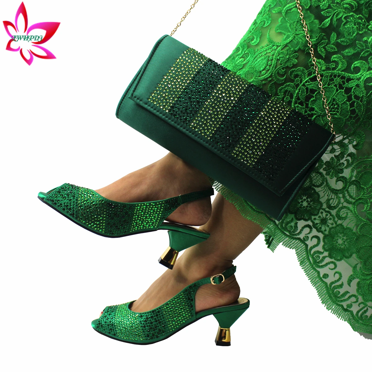 Mature Style New Design Italian Women Shoes and bag Set in Green Color Decorate with Rhinestone Pumps for Wedding Party