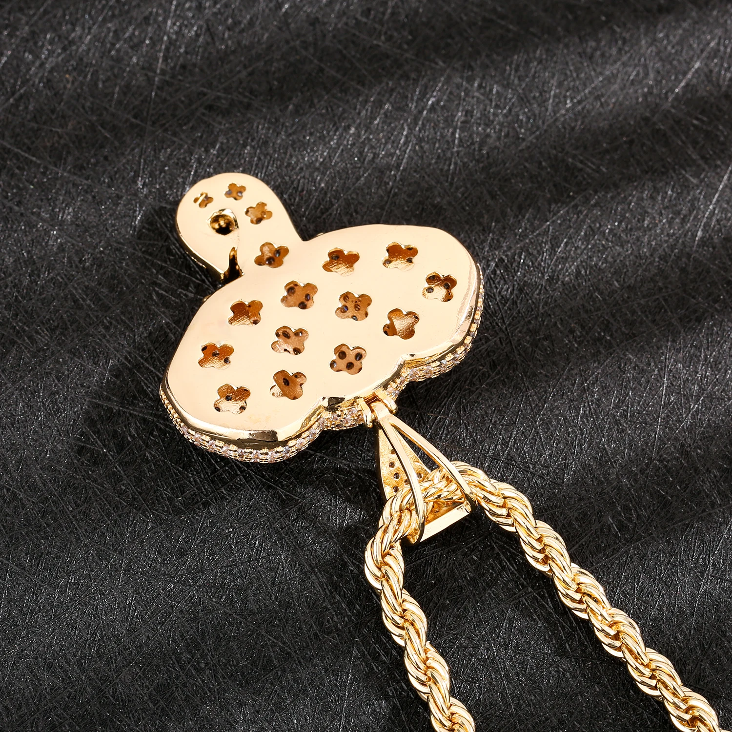 2024-New popular golden elephant trunk and head pendant