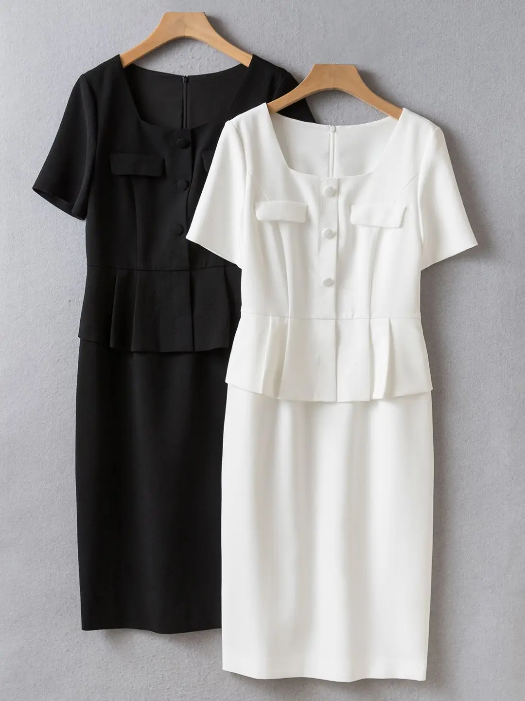 

Vintage Black/White Elegant Peplum Dress UK 6-UK 16