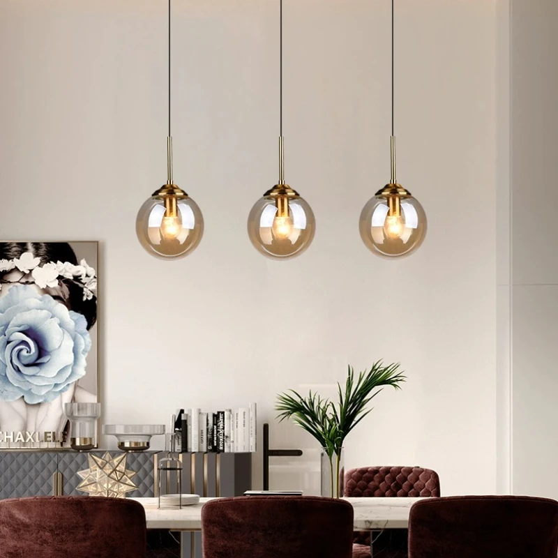 

Скандинавская креативная современная роскошная металлическая люстра, светодиодная стеклянная подвесная лампа для гостиной, столовой, прикроватная простая маленькая подвесная лампа