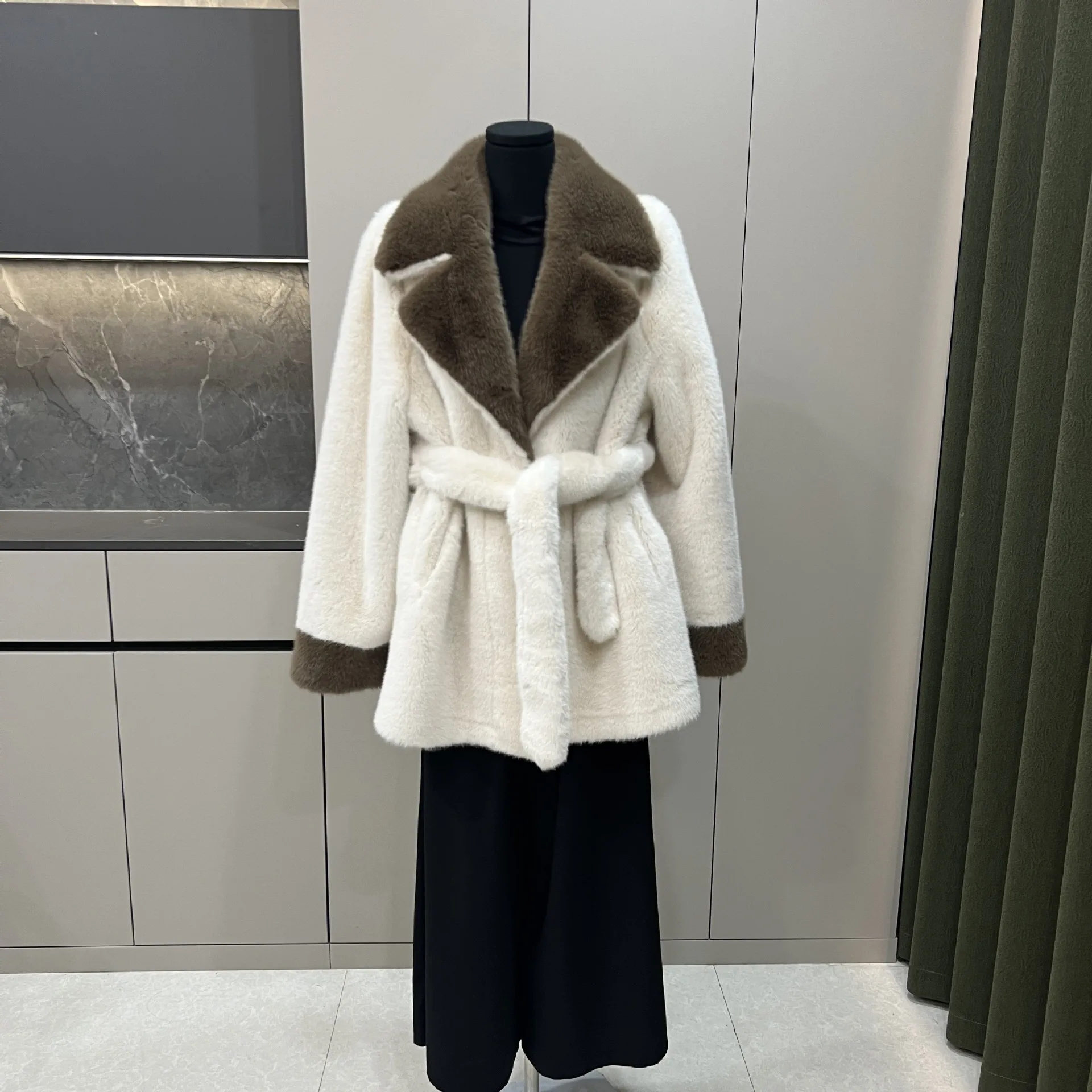 Women Faux Fur Mid Length Coats Jackets Turn Down Collar Lace Up Tight Waist Coat Thick Warm Y2k Streetwear Jacket Autumn Winter