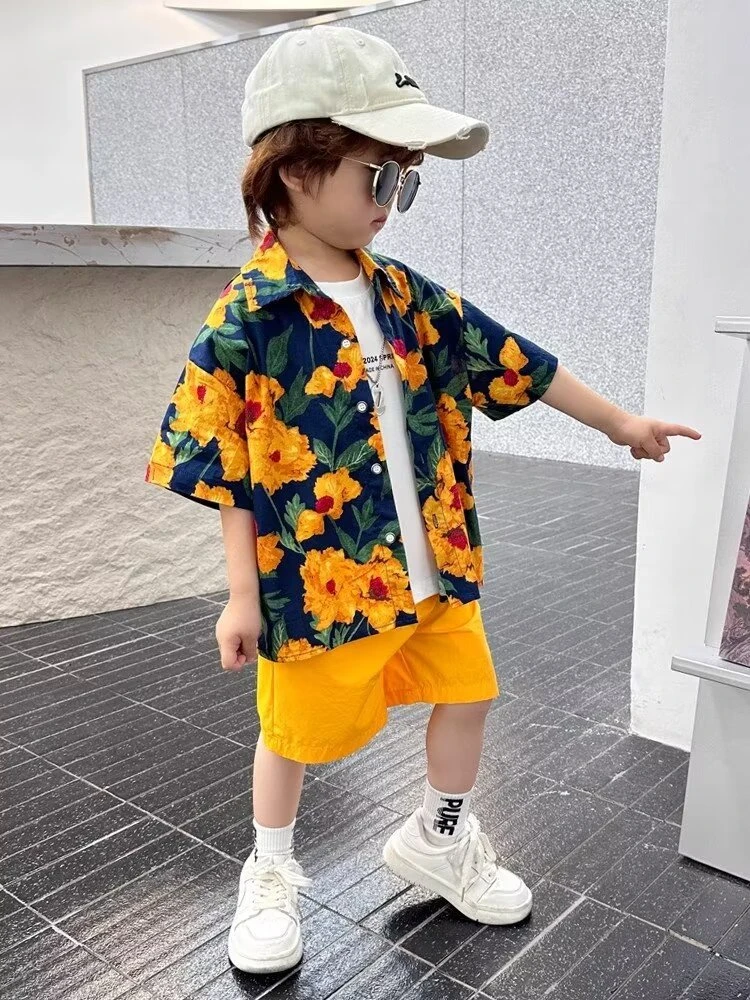 

2024 New Boy's Flower Print Shirt Summer Thin Hong Kong Style Short Sleeve Vacation Beach Hawaiian Vintage Shirt