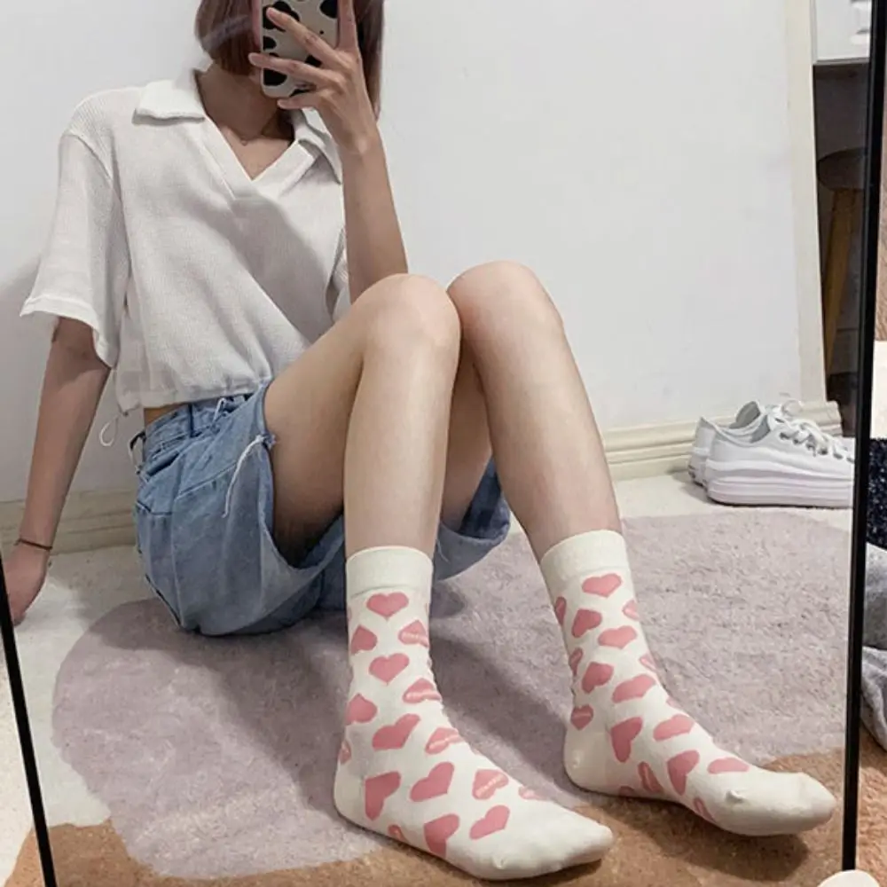 

Korean Style Valentine's Day Love Mid-Tube Socks Funny Sweet Love Heart Socks Warm Women Socks Couple