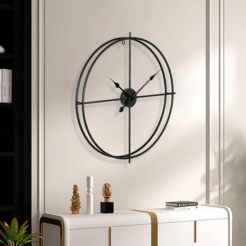 Metal Paint Wrought Iron Wall Clock Simple Black Round Decorative Clock Bedroom Living Room Mute Wall Watch Silent Quartz Watch