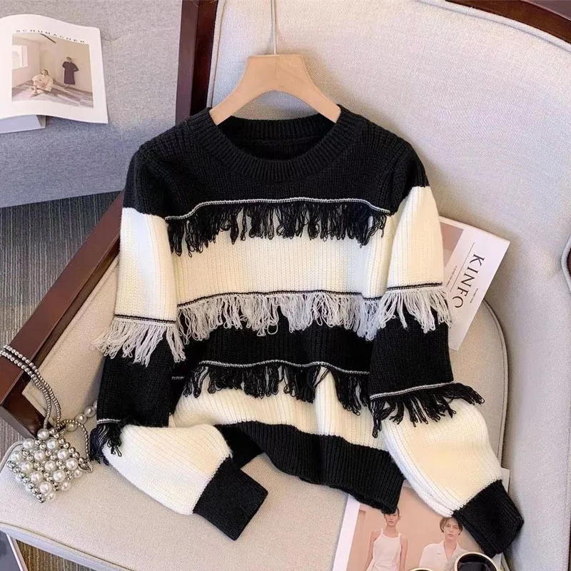 New Autumn/Winter Fashion Korean Stripe Color Matching Versatile Round Neck Tassel Lazy Style Slim Long Sleeve Knitted Sweater