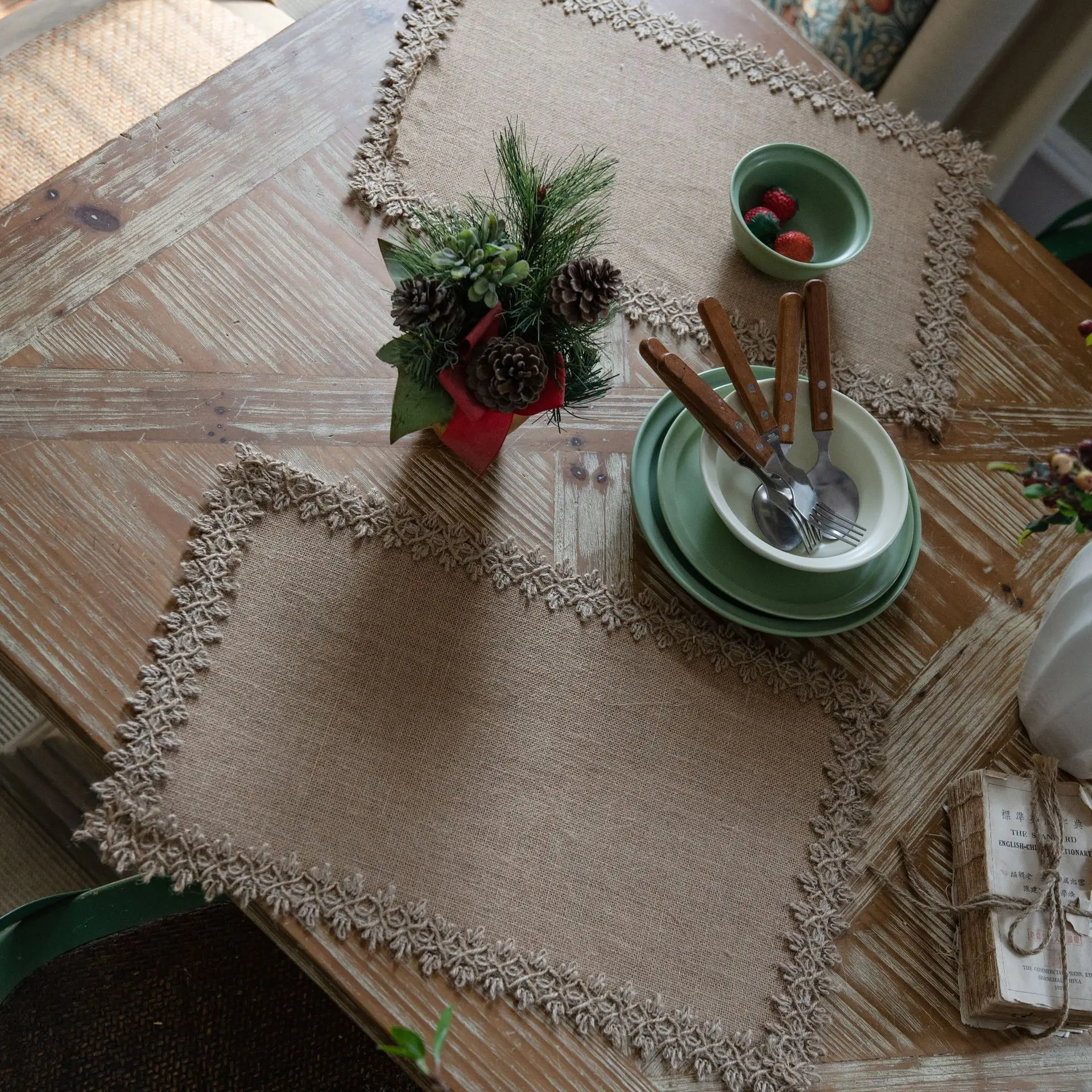 Table Runners Farmhouse Rustic Natural Jute Lace Vintage Country Wedding Birthday Thanksgiving Christmas Party Table Decoration