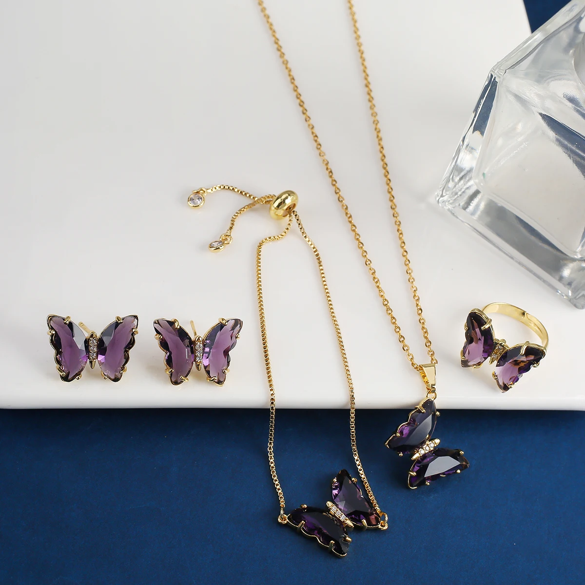 

Темный модный аметист в стиле бабочки выглядит только крутоло, исключает зрелой женской очаровательной ограниченной серии 2025г.