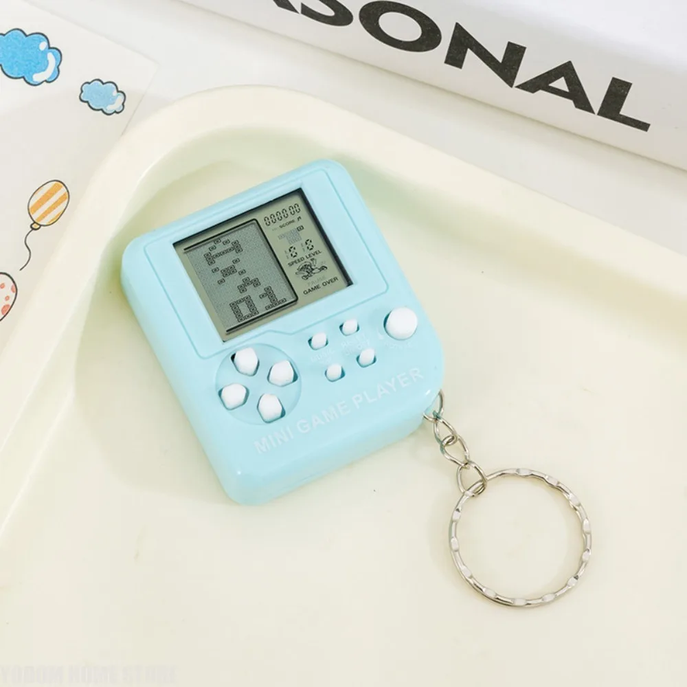 Handheld Russian Game Console Decoration Classic Nostalgic Tetris Game Console Keychain Pendant Living Room Decoration