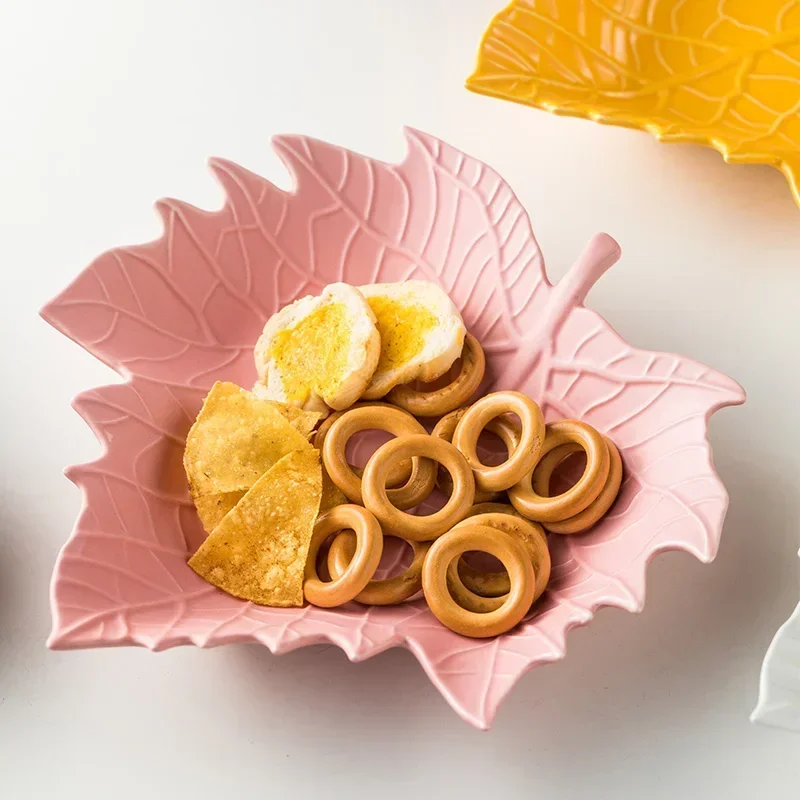 Jewelry Home Decor Tray Maple Leaf Plate Snack Dessert Cake Candy Nut Plate Fruit Salad Plate Porcelain Key S3K6M4