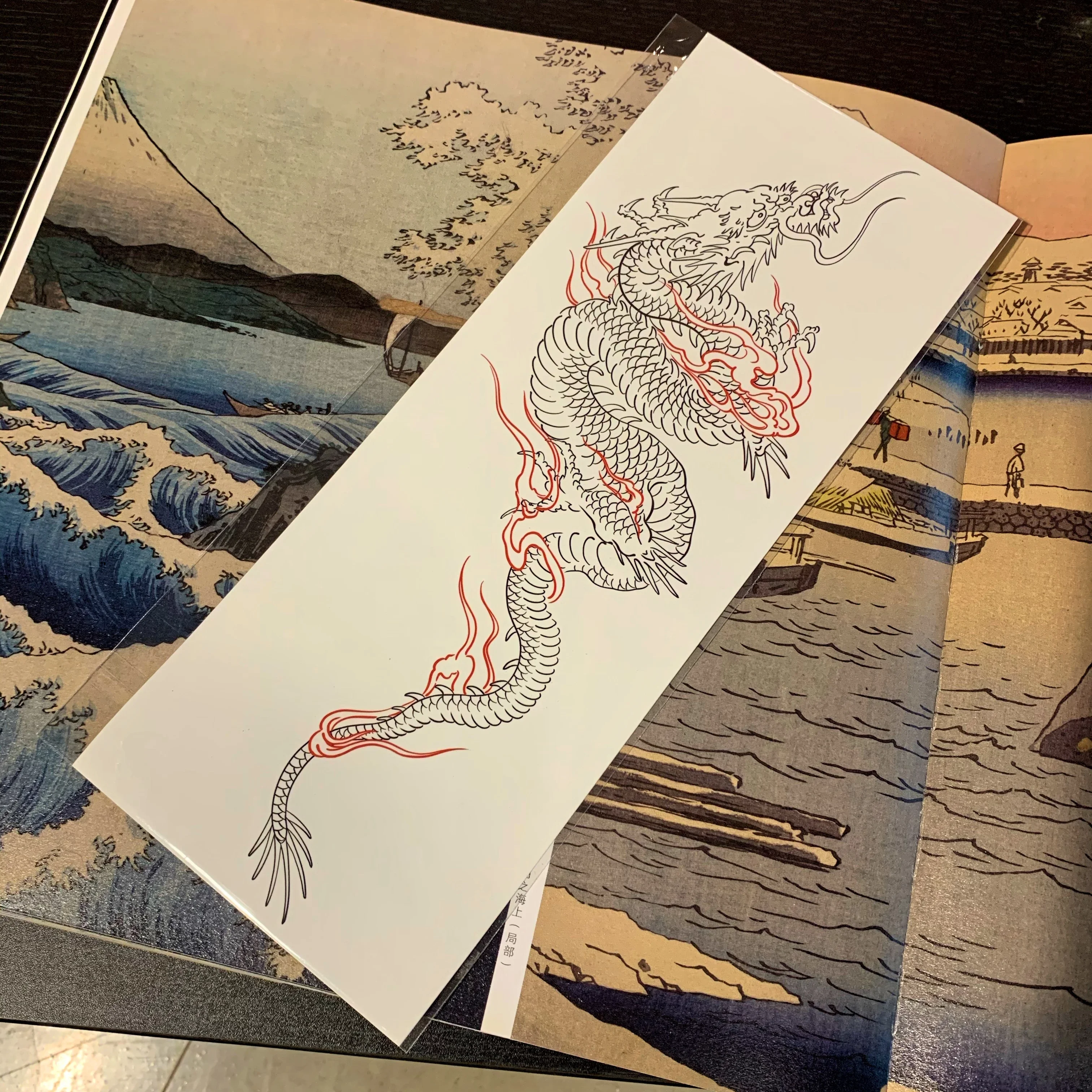 Waterproof Temporary Tattoo Sticker Red Dragon Pattern Men\'s and Women\'s Arm Body Art Fake Tattoo