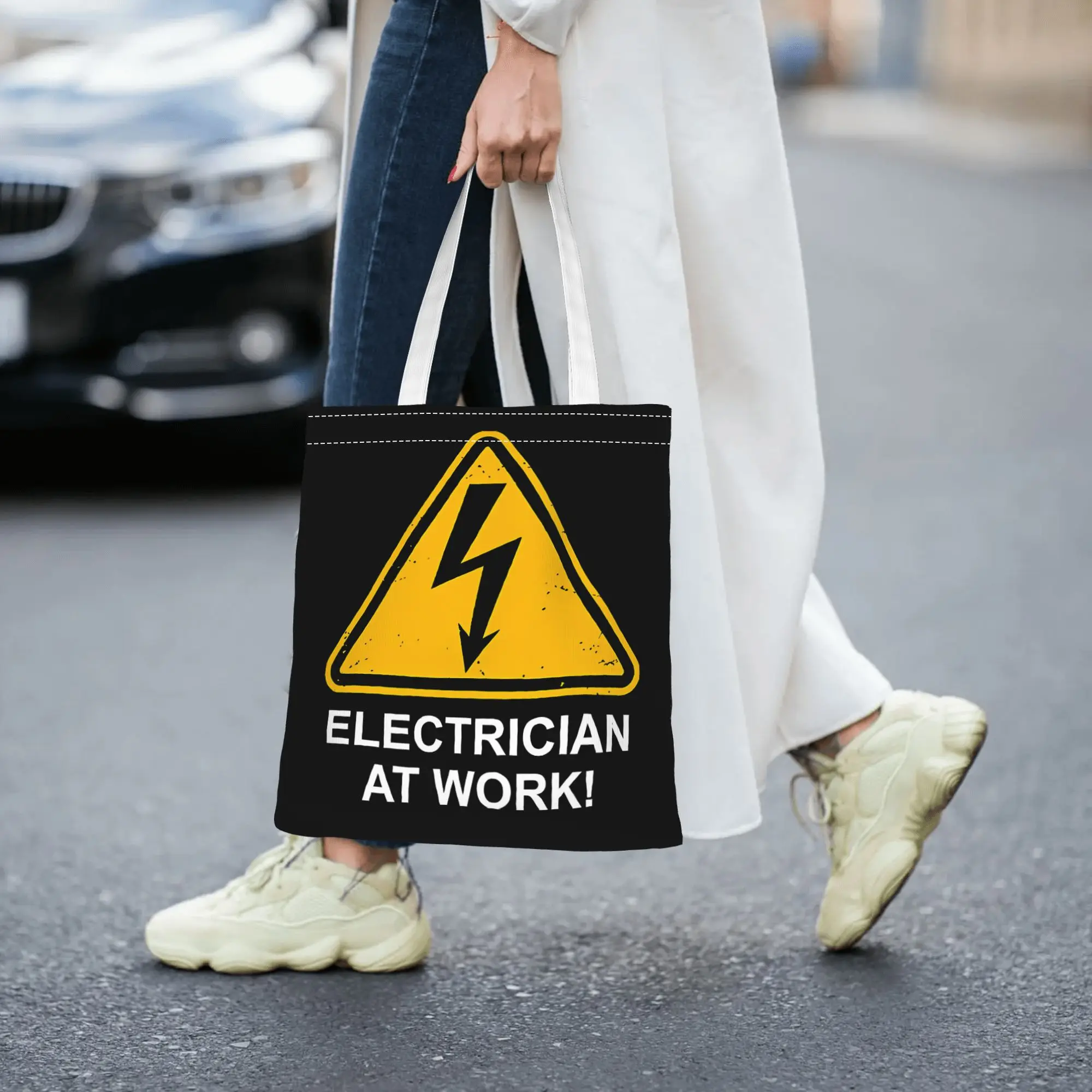 1pc Electrician At Work Themed Tote Shopping Bag,Suitable for Daily Use,Shopping,School,Travel,Practical Gift for Electricians.