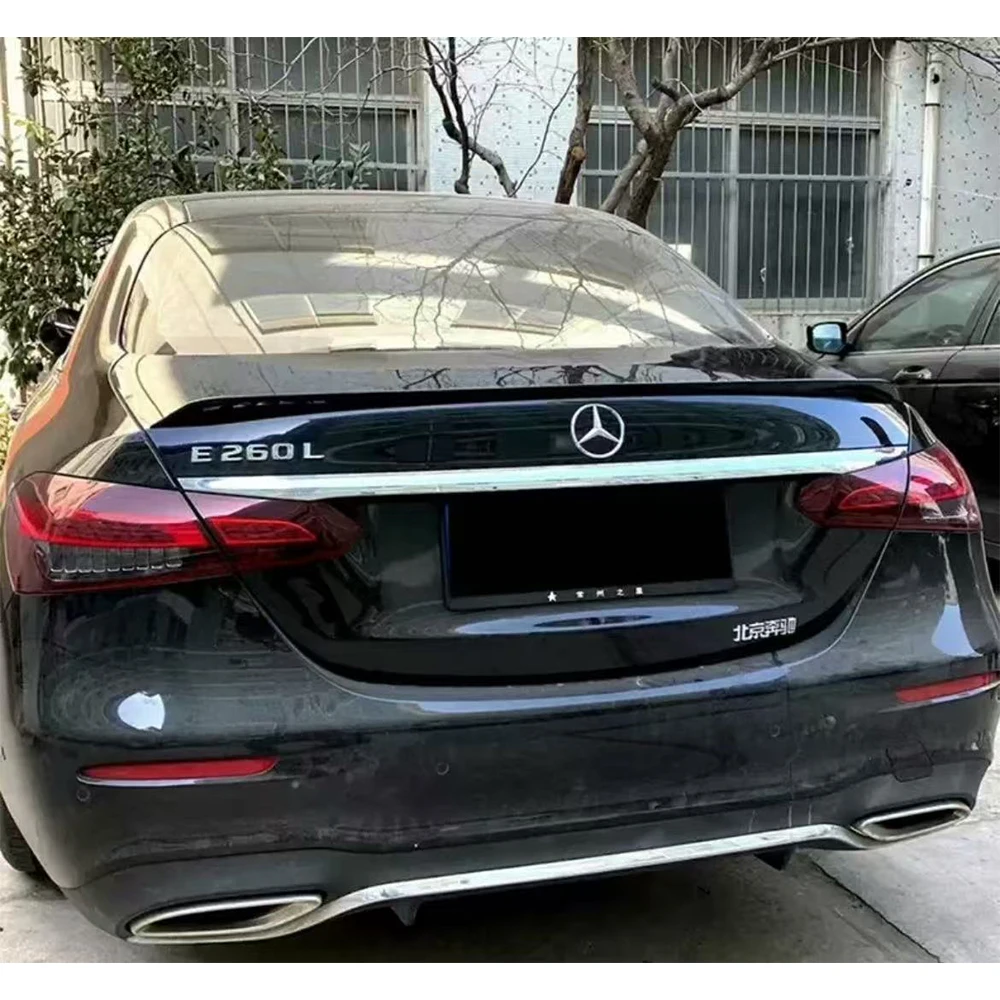 For Mercedes Benz E Class W213 2016-2023 E260 E300 E63S Car Rear Trunk Wing Spoiler Tail Fin Lid Guard Board Body kits Tuning