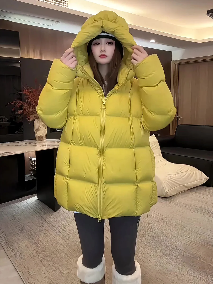 

Корейская женская зимняя куртка-пуховик средней длины с капюшоном, желтая, теплая, из пухового наполнителя, верхняя одежда