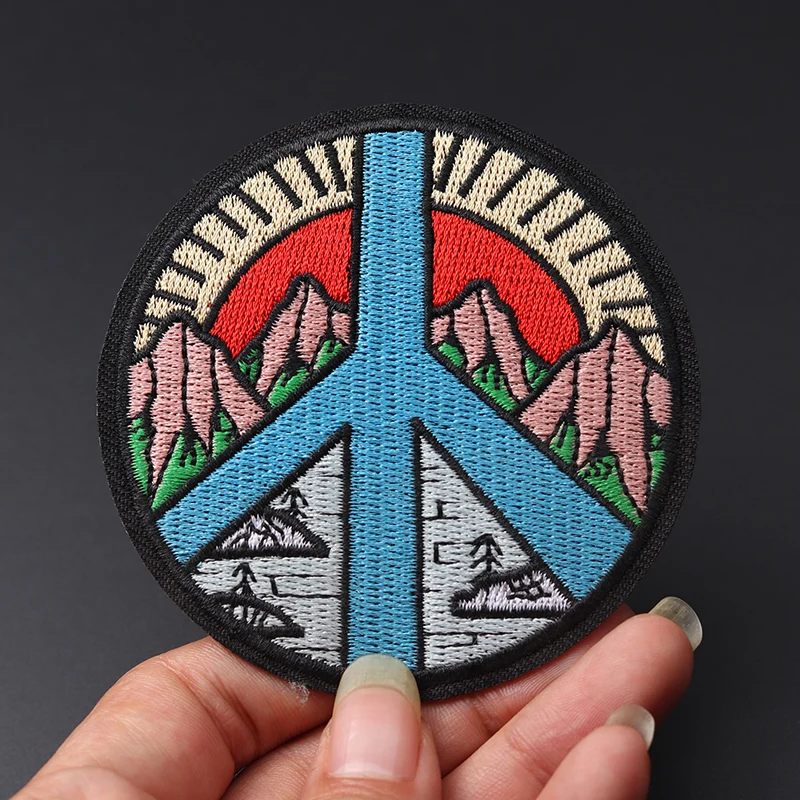 Peak Peace Patches Size:7.5x7.5cm Iron On Cloth Embroidered Applique Sewing Clothes Apparel Accessories Circular