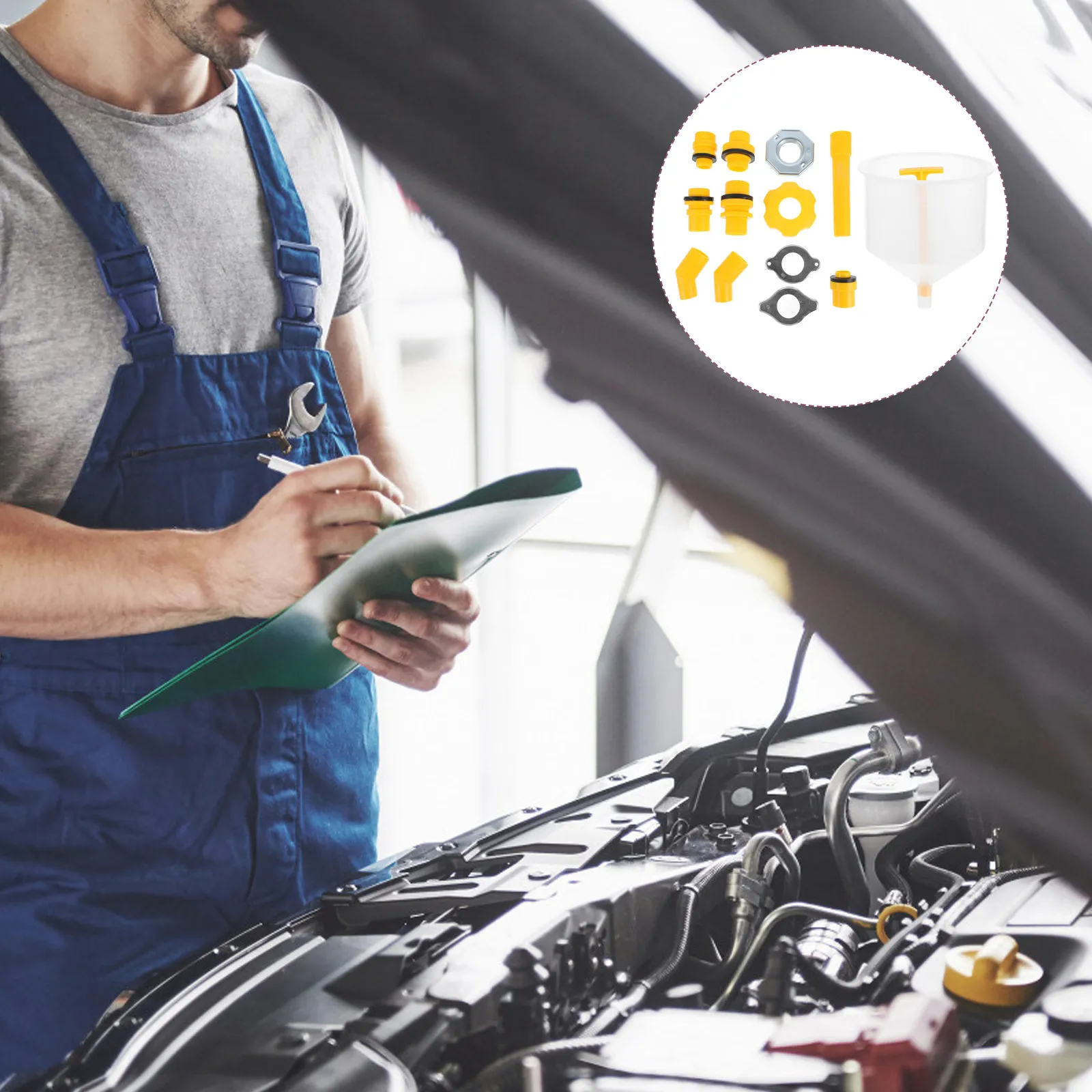 

Комплект для заправки охлаждающей жидкости: высококачественная воронка для безвоздушной заправки, совместимая с автомобильными системами охлаждения, предотвращает проливание из радиатора.