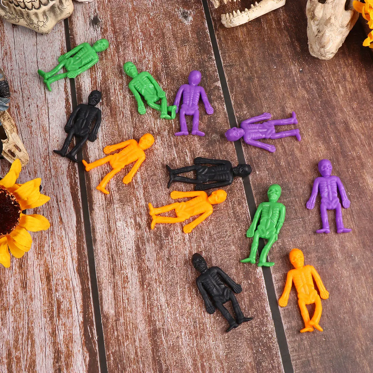 

24 шт. креативных подарков на Хэллоуин для мальчиков и девочек, прочные, безопасные, маленькие, удобные в использовании, забавные игрушки на Хэллоуин