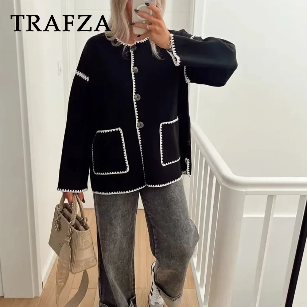 TRAFZA 2023 Autumn Casual Women Coats O Neck Straight Single Breasted Oversized Jackets Winter Patchwork Elegant Female Outwears