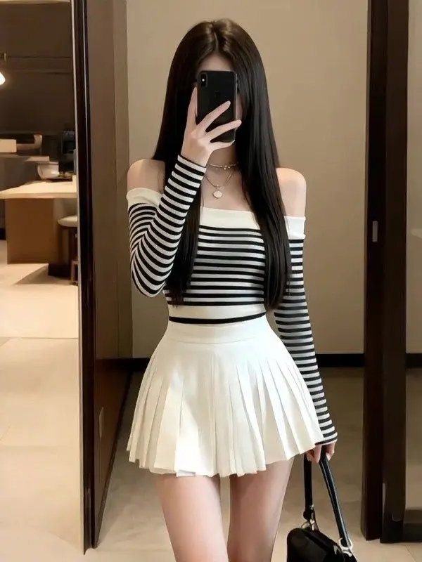 Korean College Style Long Sleeve T-Shirt Skirt Set Women's High Waist Pleated Short Skirt Contrast Color Stripes Two-Piece Set