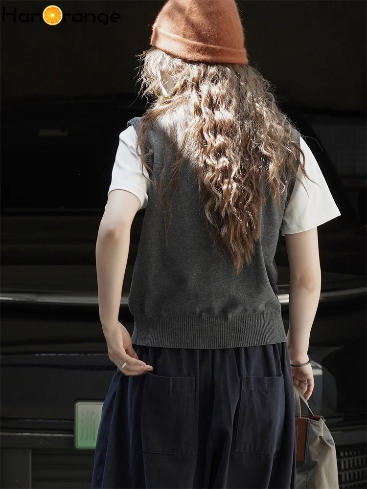 HanOrange 2025 Autumn Age Reduction Silk Scarf Knitted T-shirt Women Fake Two Short Sleeved Top Off White/Dark Gray/Coffee