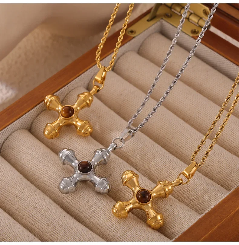 Stainless Steel Gold-Plated Chain Black Agate Necklace Vintage Cross Pendant Necklace Women's Colorfast Jewelry Accessories