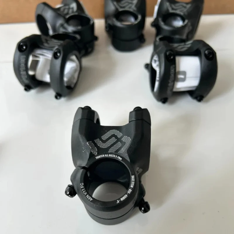 

E * thirteenBaseE13 handlebars stand 35mm mountain bike AM DH