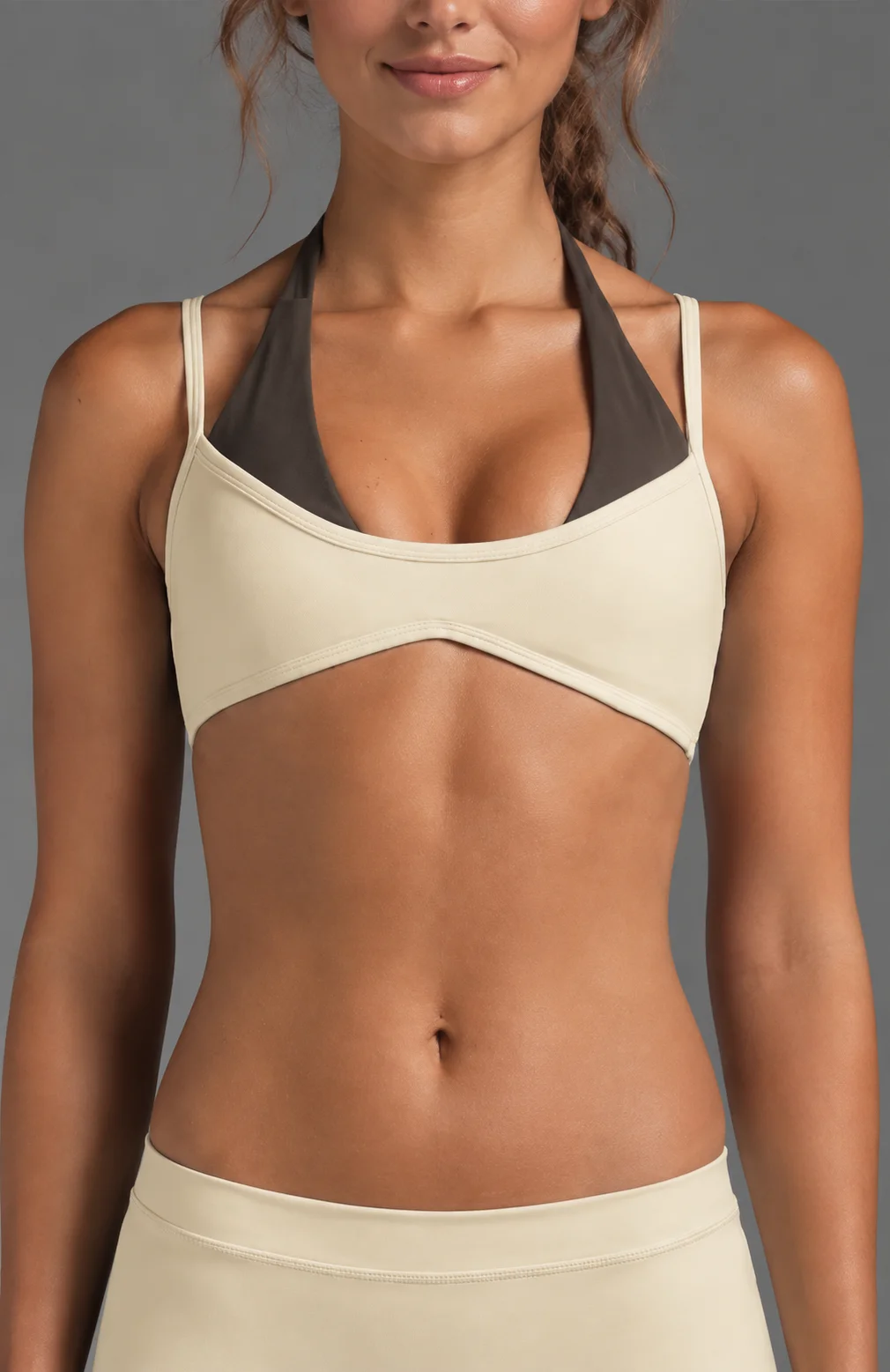 Farbblockierter Neckholder-Sport-BH für Damen mit integriertem Polster-BH, verstellbaren Trägern, Cami-Design, zweiteiliger Optik, für Fitness und Workout – Detail 7