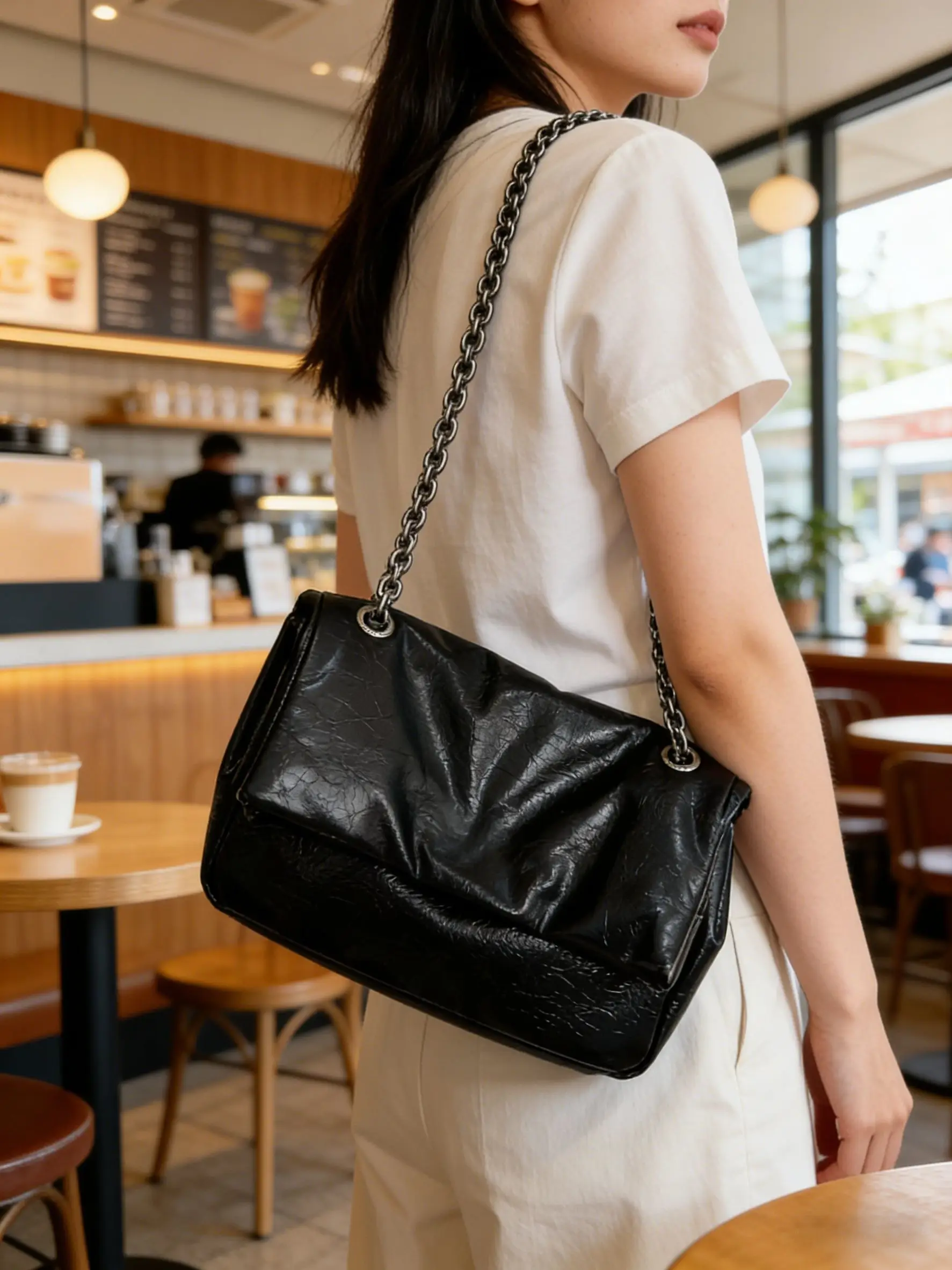 

Trendy Oil Wax Leather Chain Women's Bag New Sle Versatile oulder Crossbody Bag Soft Leather Small Bag Design bag