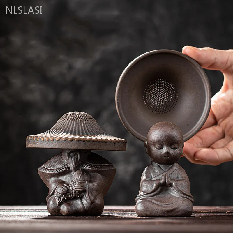 Creative Ceramic Tea Pet Little Monk Sculpture Tea Glass Set Exquisite Tea Filter Home Desktop Decor Chinese Teaware Accessories