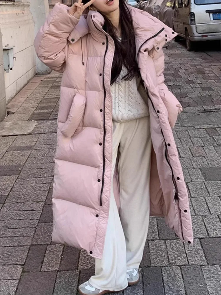 ZMEENNA المرأة سترة طويلة منتفخة الوقوف طوق مقنعين البريدي الكامل شتاء دافئ ماكسي ملابس خارجية فضفاضة تناسب الأسود ZM4478