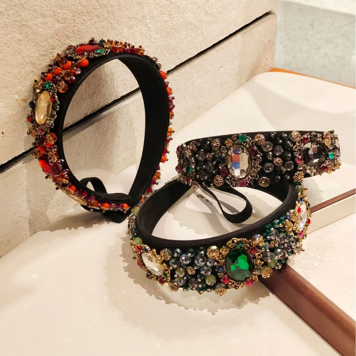 European and American Fashion Retro Hand-stitched Rhinestone Wide Headband - High-end Hair Clip