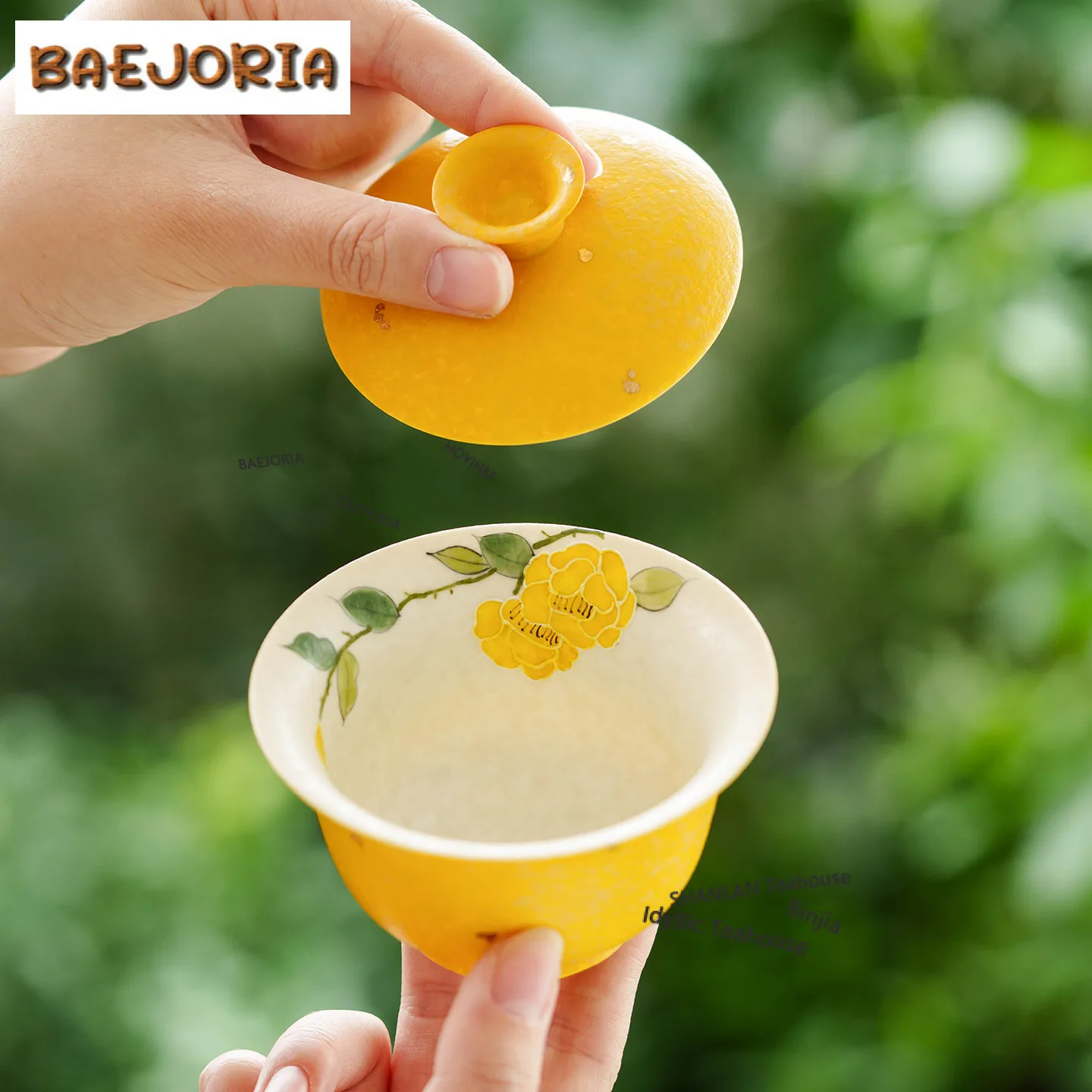 

110ml Egg Yolk Glaze Pile Painting Rosa Chinensis Gaiwan Vintage Tea Tureen Tea Bowl With Lid Kit Tea Brewing Cover Bowl Cafes