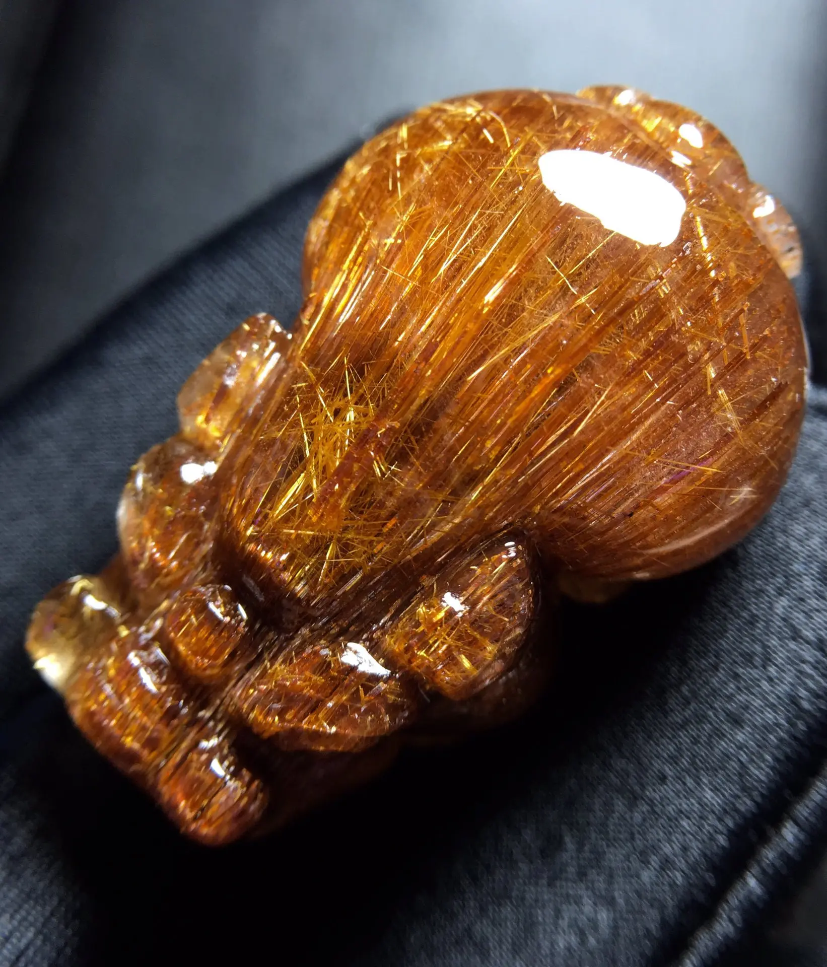 النحاس الطبيعي Rutilated قلادة من الكوارتز بي شيوى Rutilated الكوارتز مجوهرات 37.8*25.7*20.5 مللي متر الرجال النساء البرازيل AAAAAAA