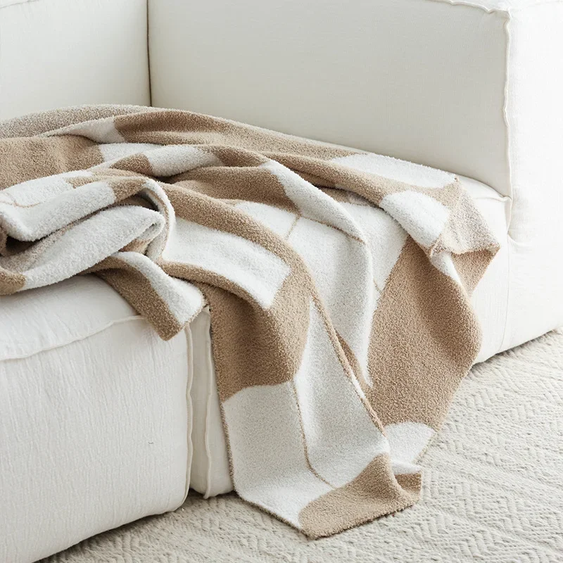 Nordic Style Knitted Sofa Bed Blanket Home Decor Comfortable Elegant Checkered Throw Blanket for Couch Office Nap All Seasons