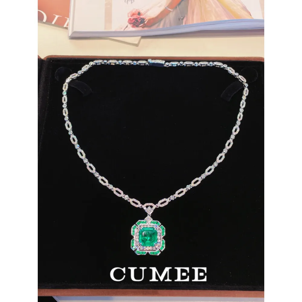 CUMEE. Retro Luxury Design Musa Green Synthetic Princess Square Pendant Necklace Silver Plated Gold