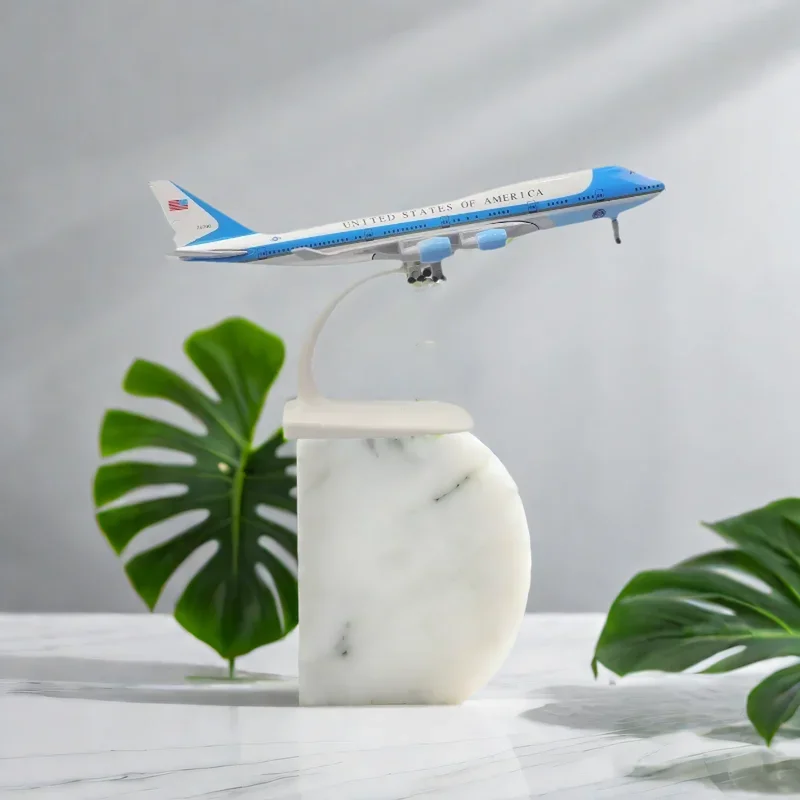 

Масштабная модель самолета 20 см для Air Force One Airlines 747 Модель самолета Модель самолета 747 Наборы игрушек для самолетов