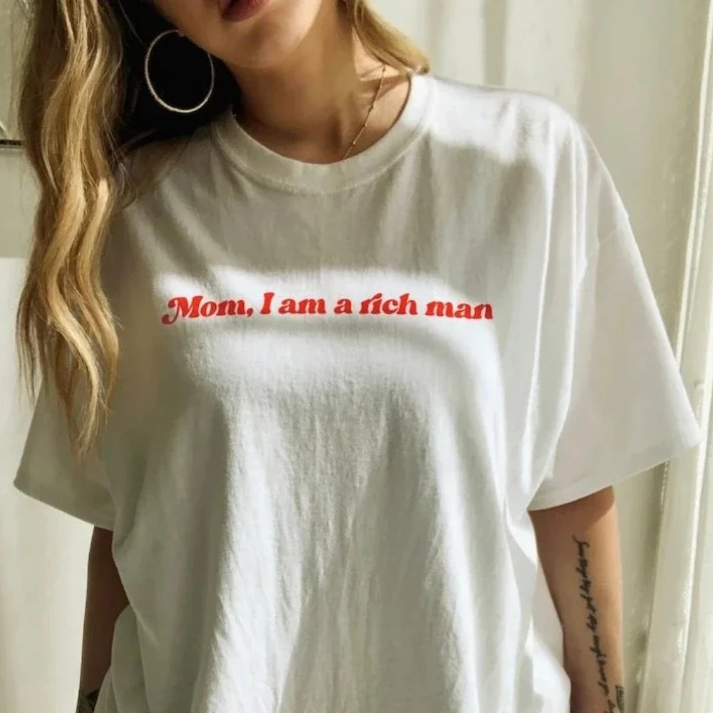 Feminist T-Shirt Mom I Am A Rich Man Tee Vintage Aesthetic Equal Rights Feminist Shirt Women Empowered Woman Feminist Gift