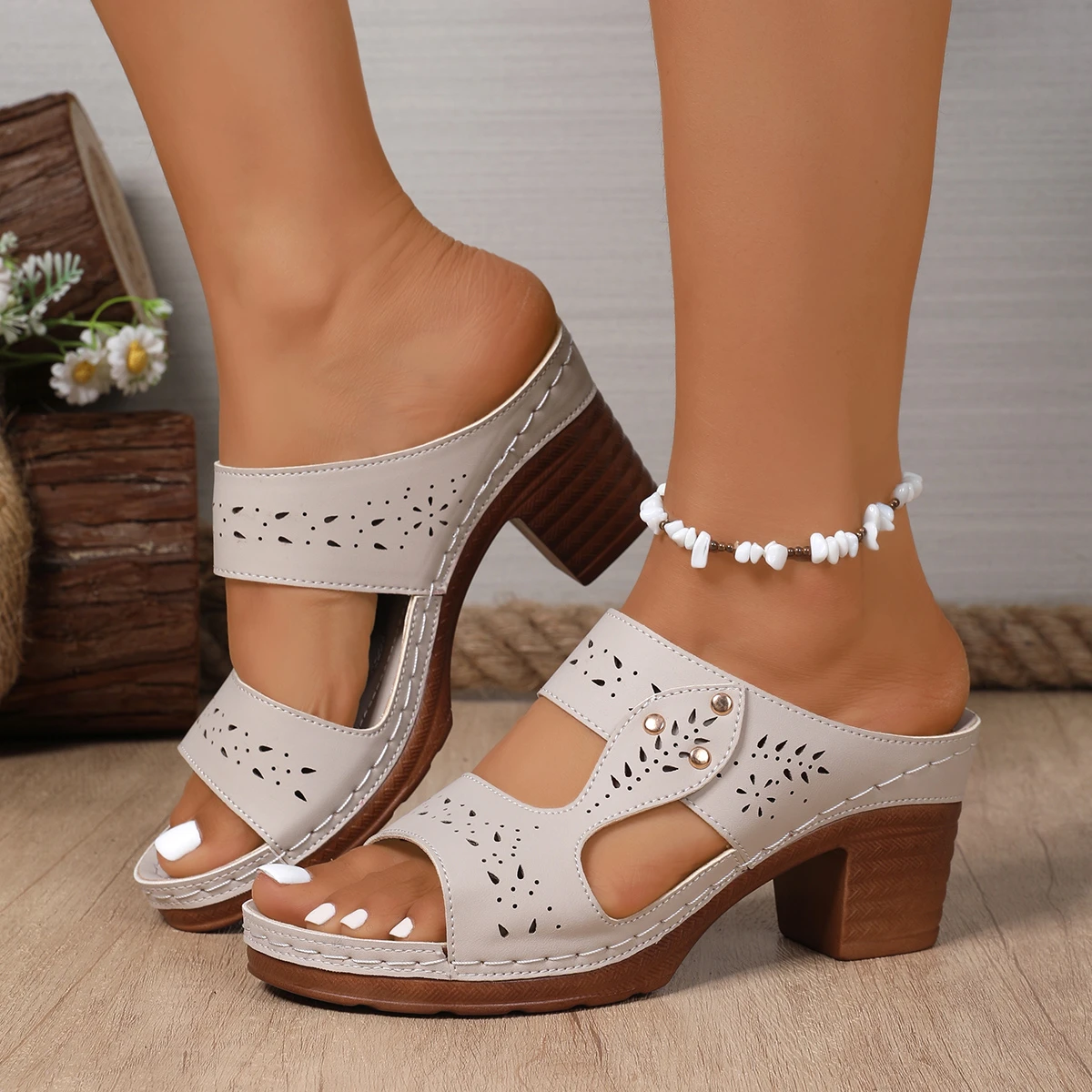 Retro-Sandalen mit hohem Absatz für Damen, Sommer, leichte High-Heels-Slipper, Übergröße, Outdoor-Plateau-Sandalen, Größe 43