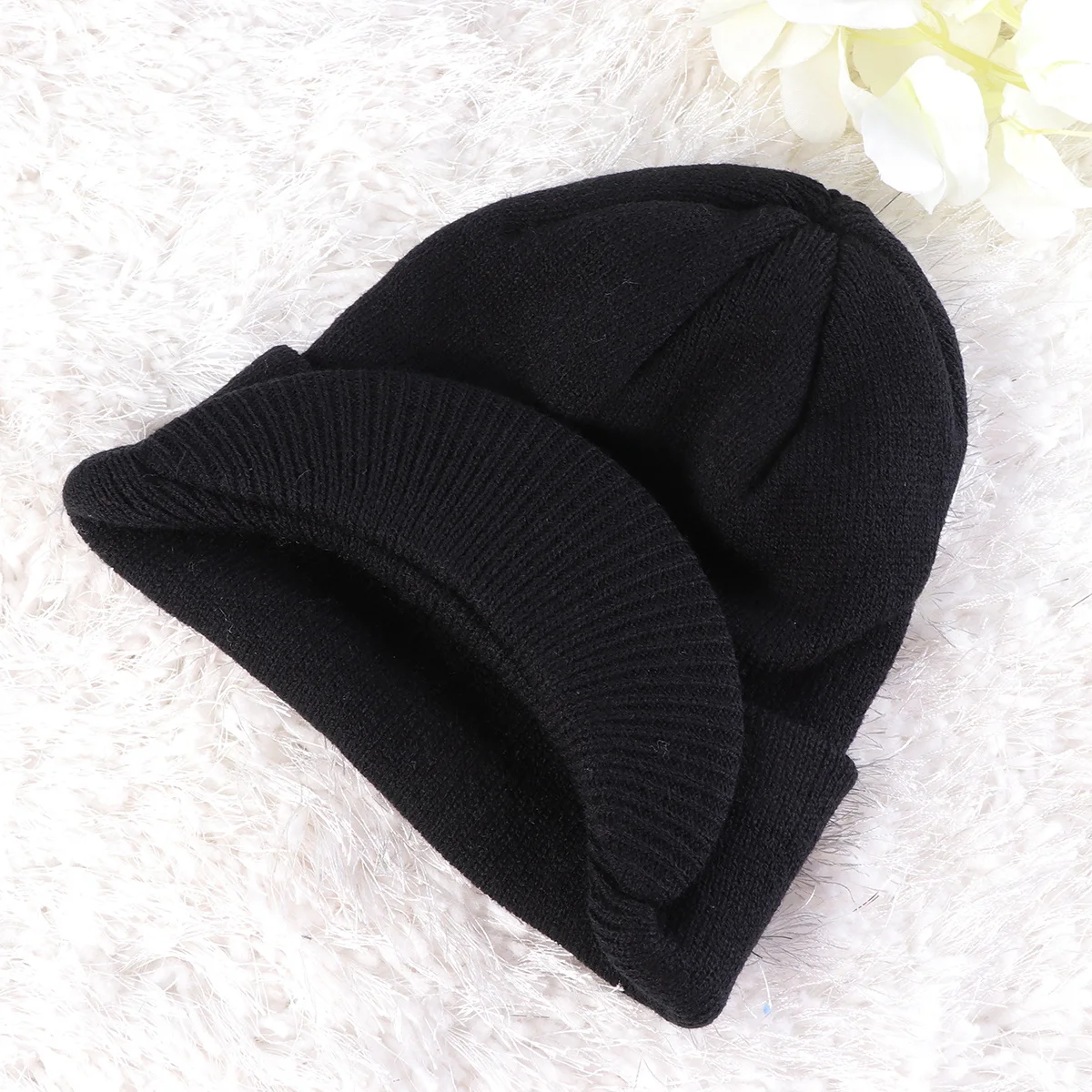 

Black Peaked Knitted Hat Woolen Beanie Thermal Insulated Warm Windproof Visor Cuffed Winter Outdoor Activity Unisex Warm Hat