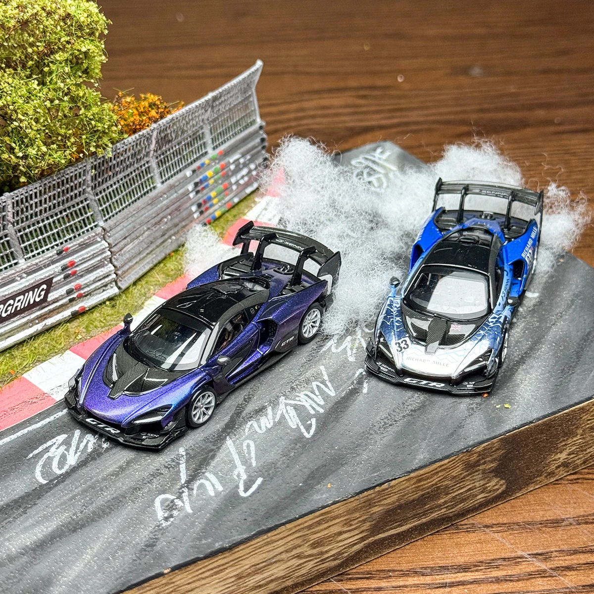 th-1-64-senna-gtr-Ханчжоу-hec-Выставочная-литая-модель-автомобилей