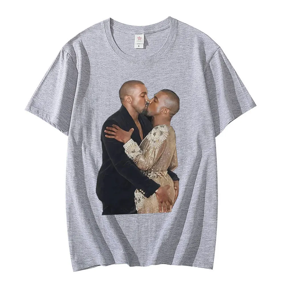 Rapper Kanye West Kissing T Shirt Retro Graphic T Shirts Cotton T-shirt Omari West Fans Lovers Men Women Hip Hop Oversized Tees