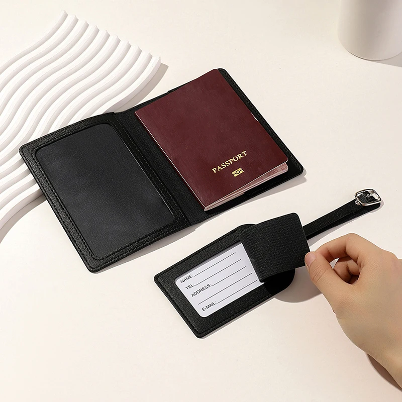 Couverture de passeport en cuir imprimé papillon et lettre Typoblack pour hommes et femmes, portefeuille étanche pour cartes de crédit de voyage