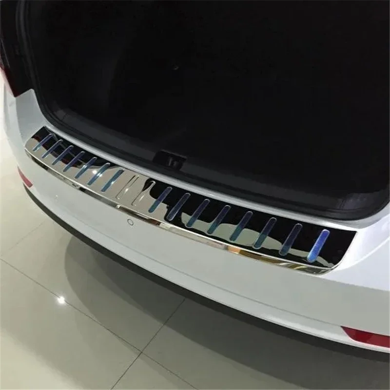 

WELKINRY For Skoda Octavia 5E 3rd Gen 2013-2019 Car Tail Rear Bumper Box Gate Back Door Trunk Boot Doorsill Threshold Pedal Trim