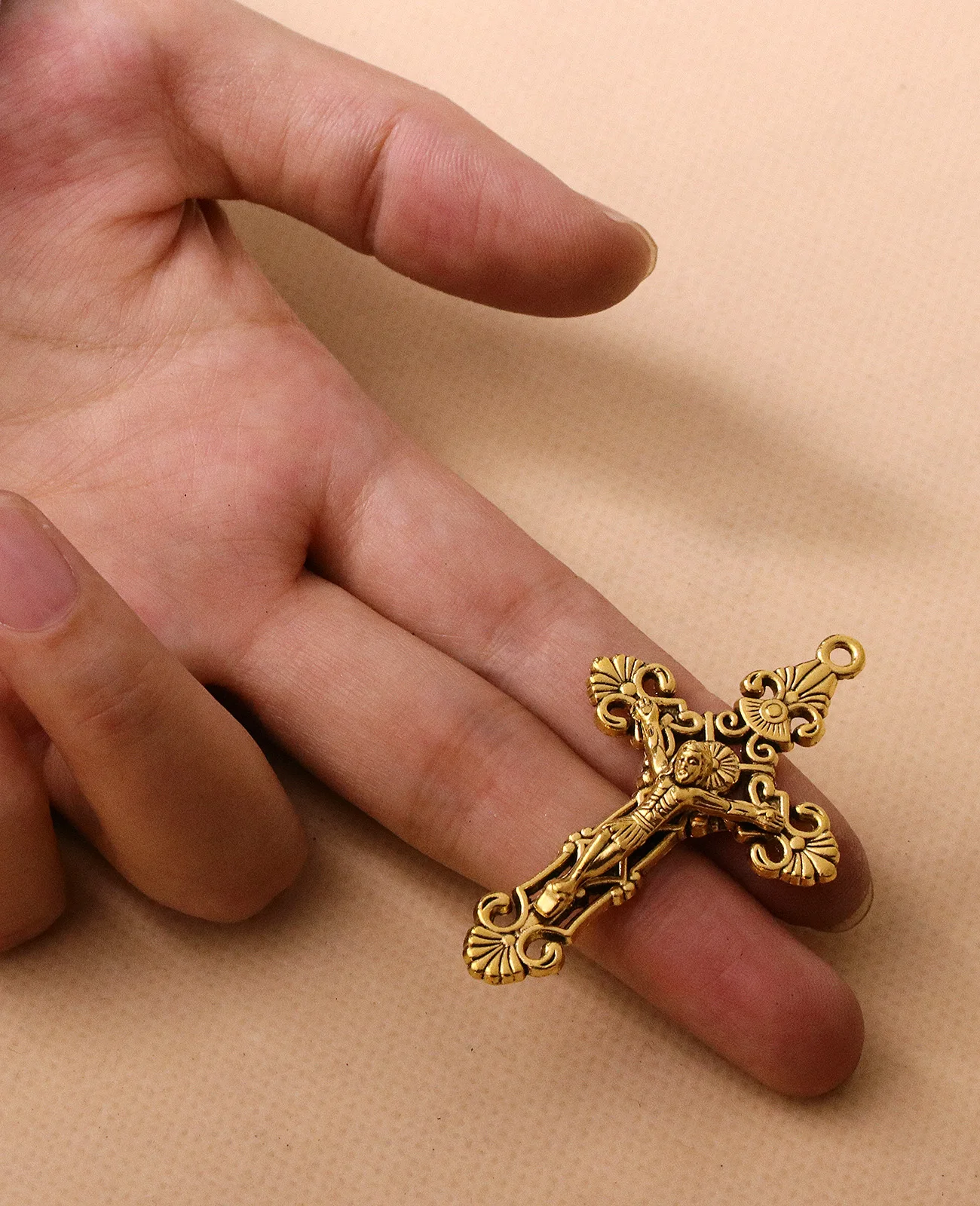 Diyalo 5 Teile/los Floral Kreuz Kreuzigung Rosenkranz Rosenkranz Goldene Anhänger für DIY Halskette Charms Religiöse Schmuck Machen Teile – Detail 4